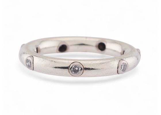 Vintage Diamond Band Ring in 9kt White Gold