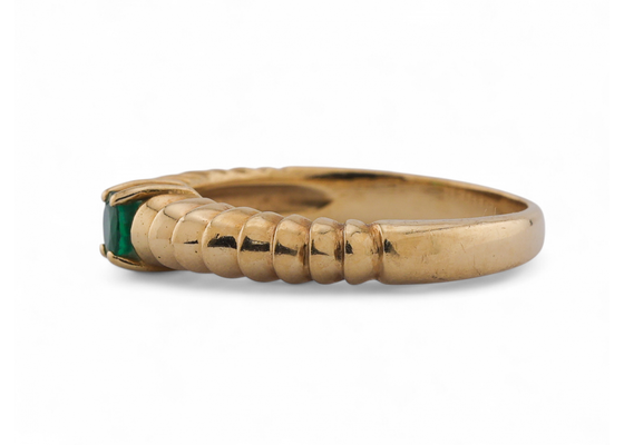 intage emerald ring with round cut emerald on reeded 18kt yellow gold band