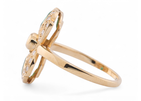 Vintage shield cluster ring set with emerald and diamonds in 18kt yellow gold