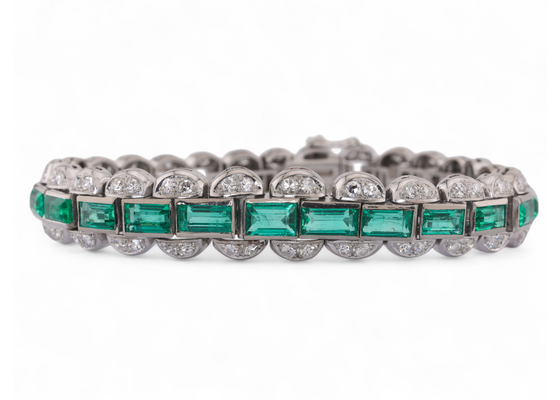Emerald And Diamond Scalloped Line Bracelet In 18kt White Gold