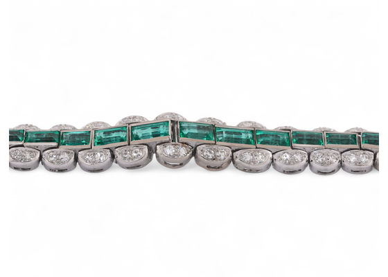 Emerald And Diamond Scalloped Line Bracelet In 18kt White Gold