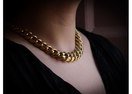 18kt Gold Curb Link Necklace
