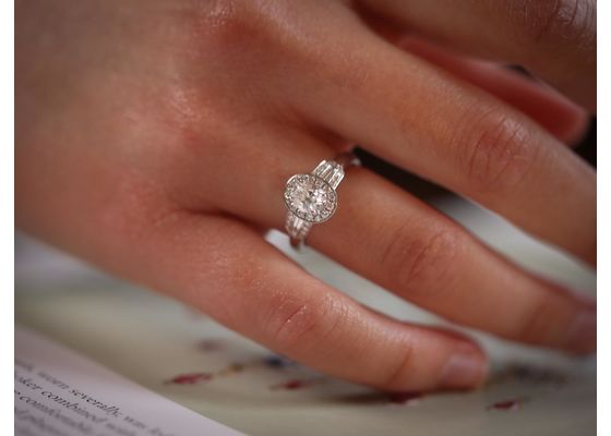 Oval Diamond Ring