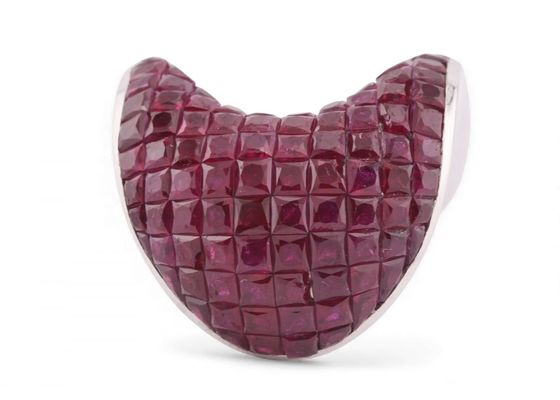 Ruby statement ring by Damiani