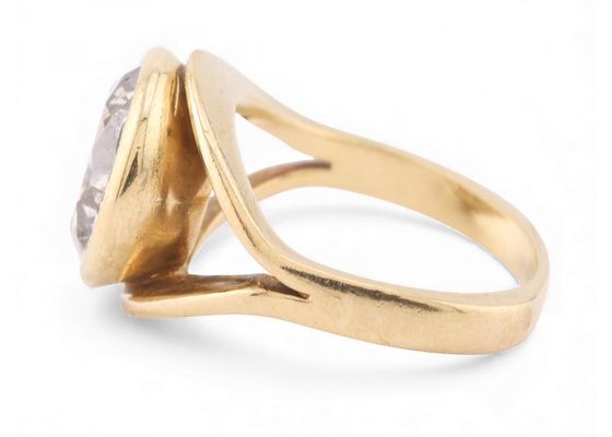 5ct Diamond Ring in 18k Yellow Gold