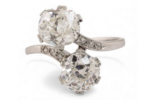 Edwardian Diamond Toi et Moi Ring in Platinum