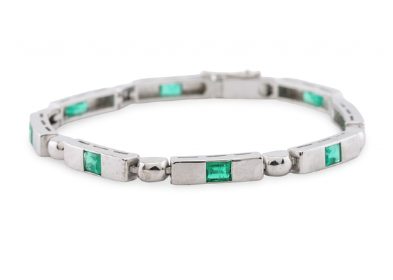 14ct White Gold Emerald Line Bracelet
