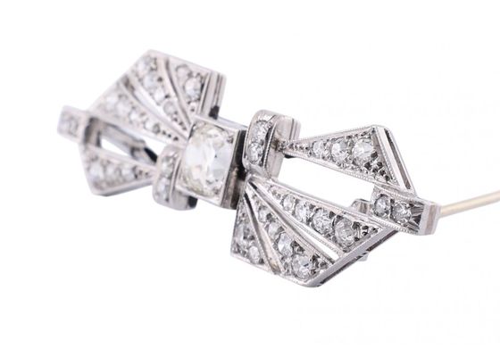 Platinum Art Deco Diamond Bow BroochPlatinum Art Deco Diamond Bow Brooch