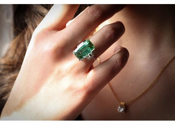 18ct White Gold Lagoon Tourmaline and Diamond Ring