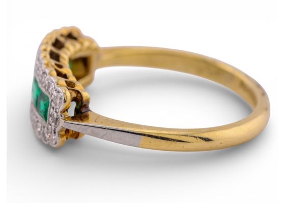 Art Deco 18ct Gold Emerald and Diamond Ring