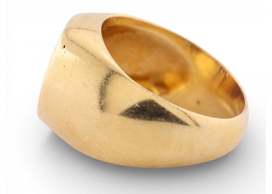 18ct Gold Diamond Cluster Signet Ring