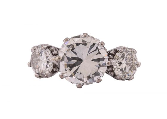 18kt Gold and Platinum Three Stone Diamond Ring 4.28ct