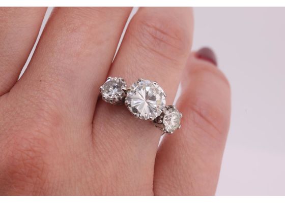 18kt Gold and Platinum Three Stone Diamond Ring 4.28ct
