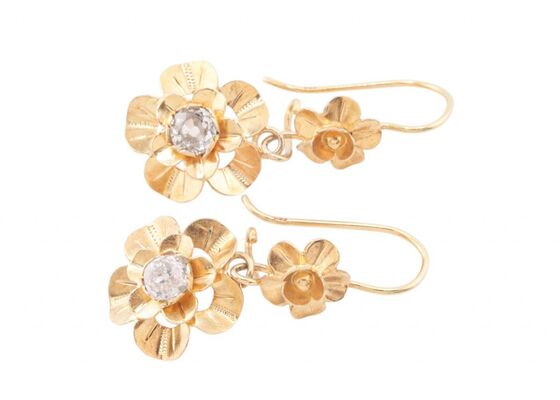 EDWARDIAN DIAMOND-SET FLOWER EARRINGS, CIRCA 1910