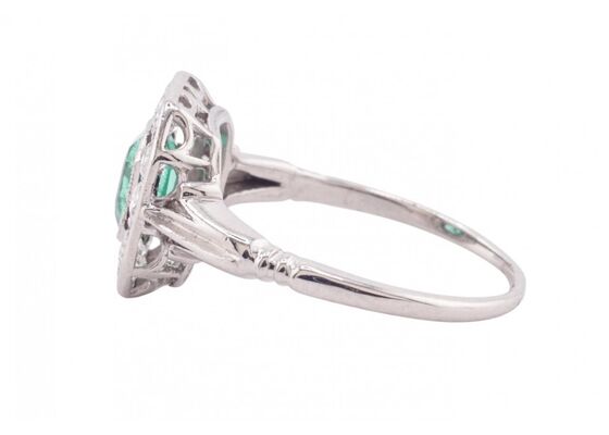VINTAGE EMERALD AND DIAMOND CLUSTER, CIRCA 1960