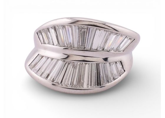 Architectural Baguette Diamond Ring in 18kt White Gold