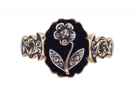 MID-VICTORIAN ENAMEL AND DIAMOND MOURNING RING, CIRCA 1852